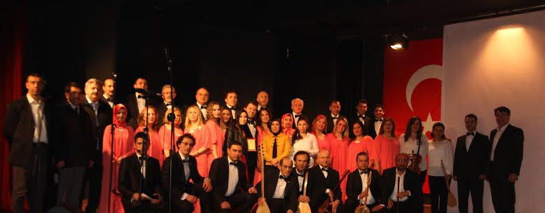 Bolu Köroğlu Türk Halk Müziği korosu konser verdi.